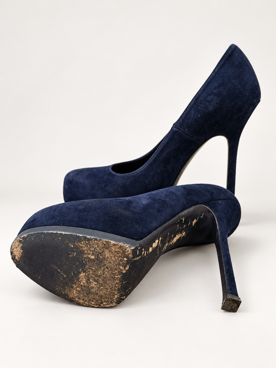 Pre Loved Yves Saint Laurent Tribtoo EU38