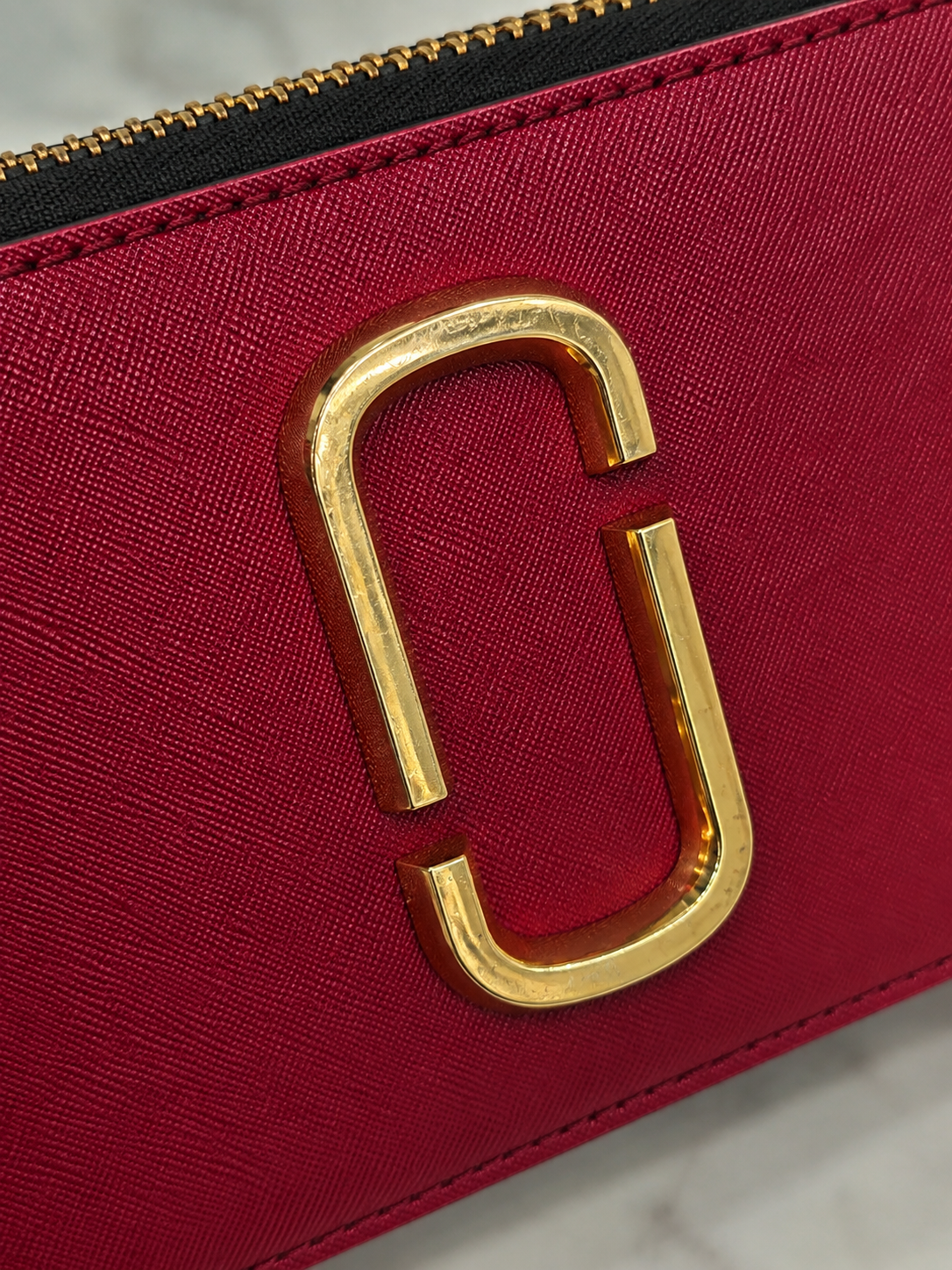 Pre Loved - Marc Jacobs Snapshot in Berry