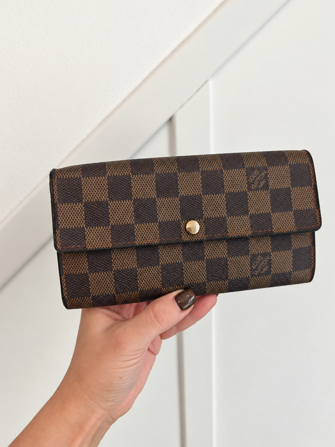 Pre loved Louis Vuitton Sarah Wallet