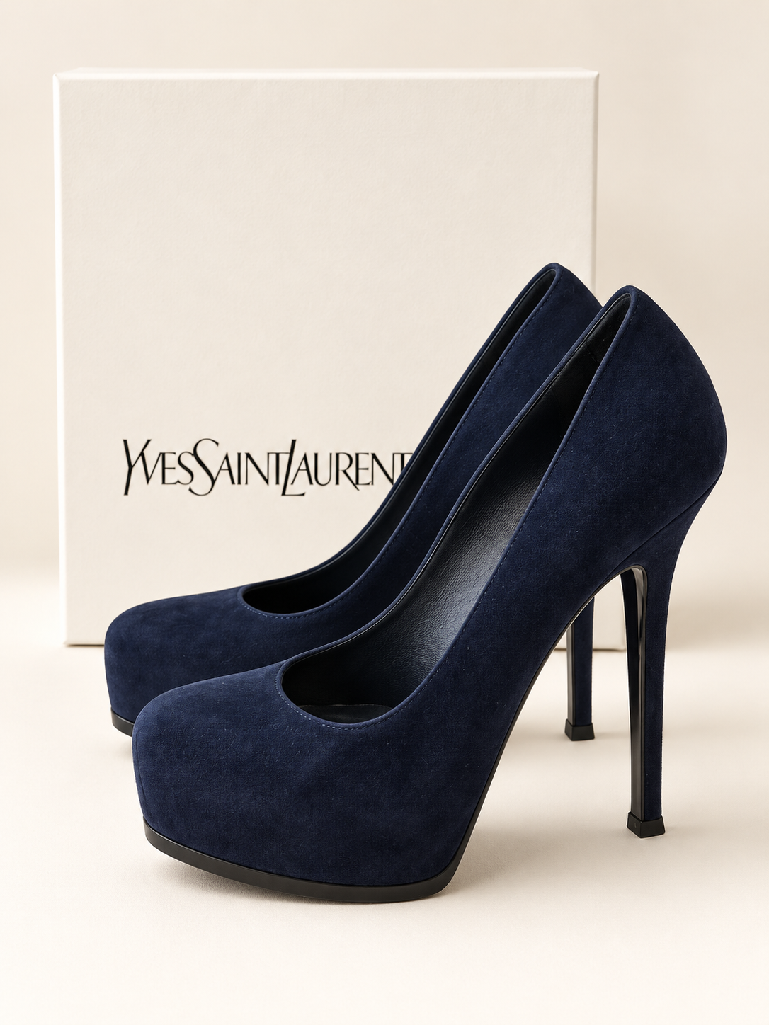 Pre Loved Yves Saint Laurent Tribtoo EU38