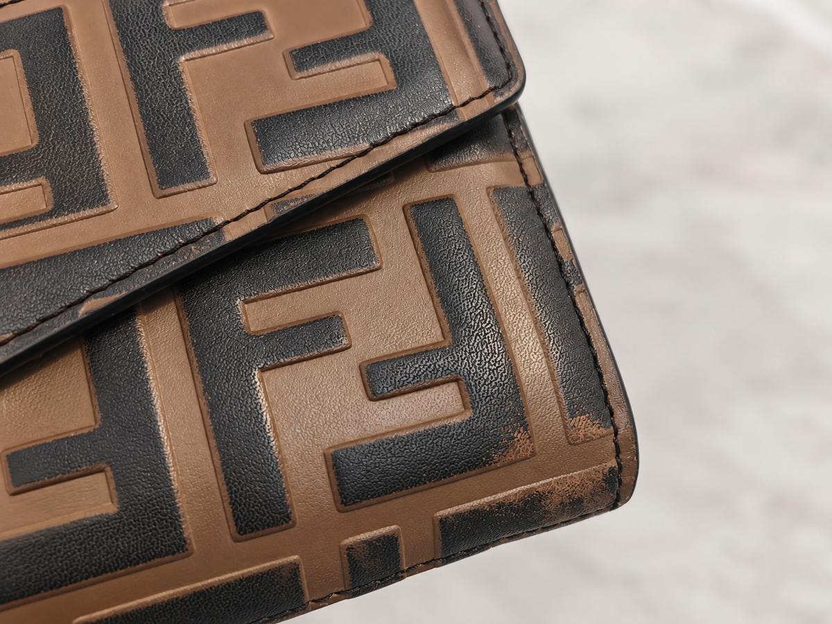 Fendi FF Chain Wallet on Chain – Brown