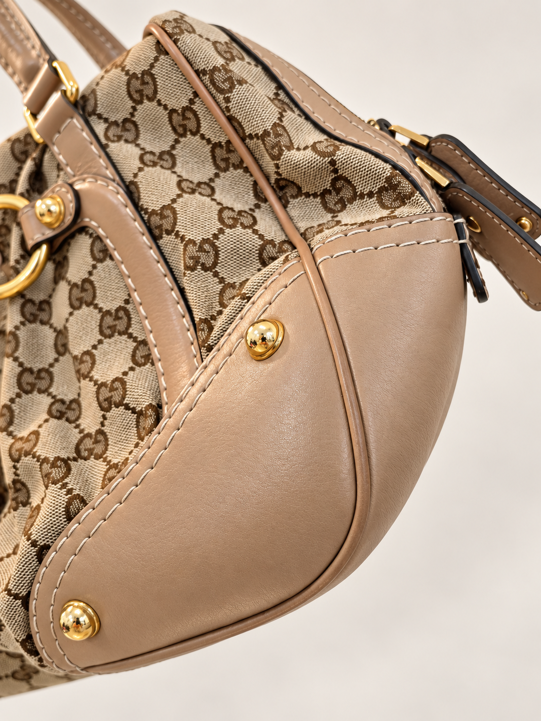 Pre loved Gucci GG Canvas Jockey Boston Bag – Beige & Taupe