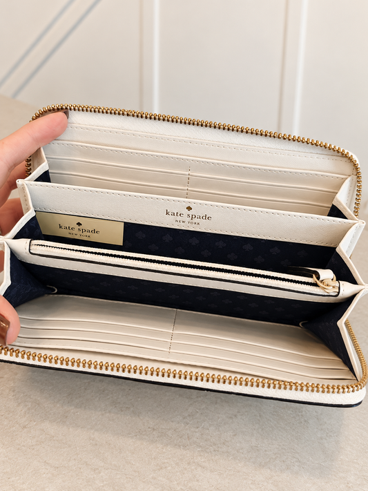 PRE LOVED - KATE SPADE NEW YORK COLOURBLOCK CONTINENTAL WALLET – CREAM & NAVY RRP€220