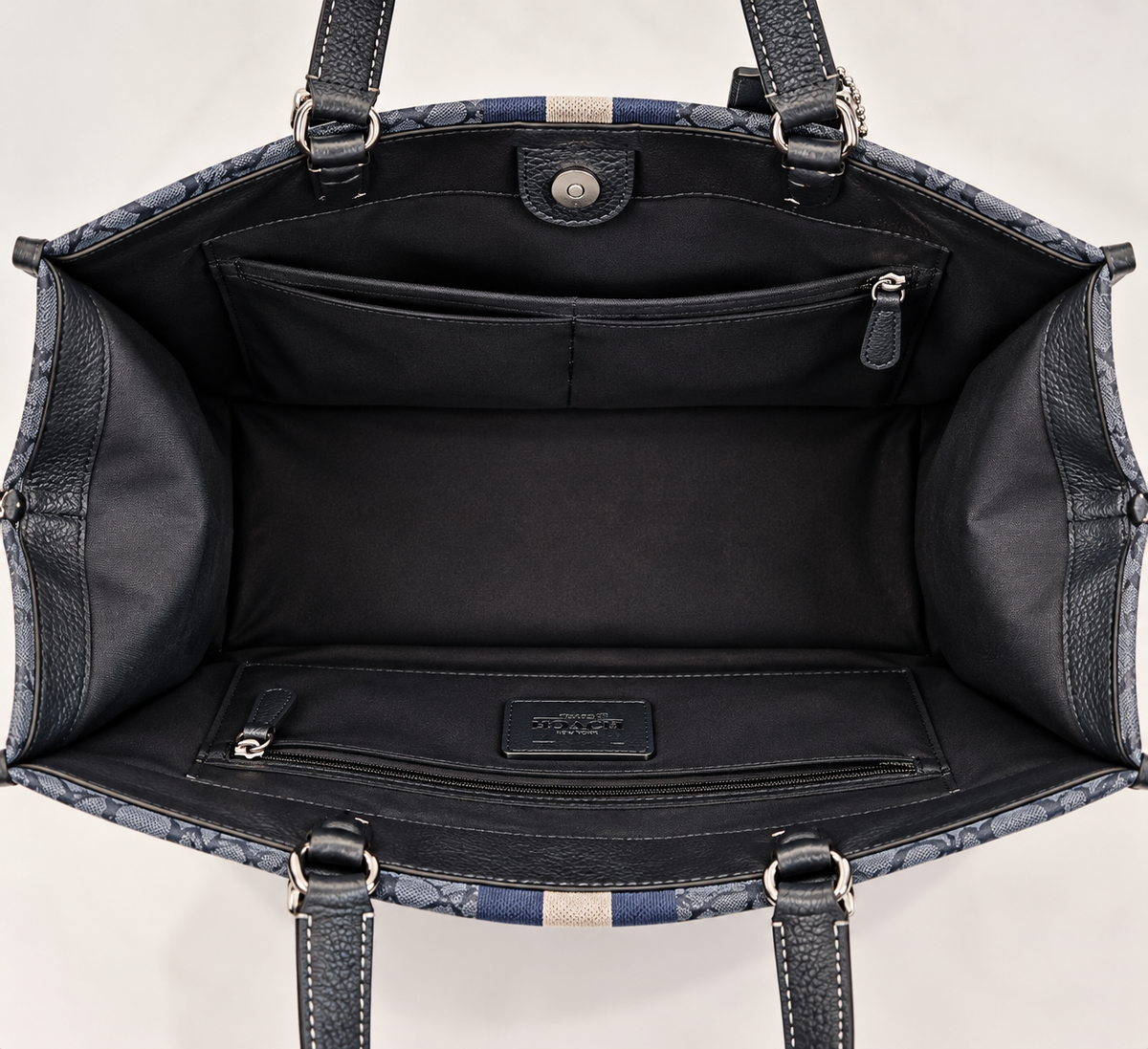 Pre loved Coach large Dempsey 40 tote - Navy RRP €700