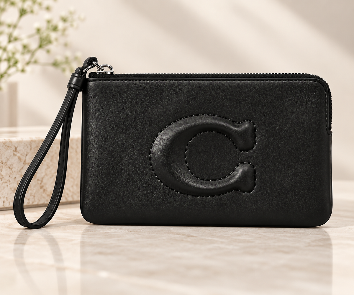 Pre Loved Black Coach Wristlet RRP €150