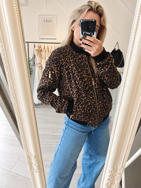 Pre loved Michael kors leopard bomber RRP €295